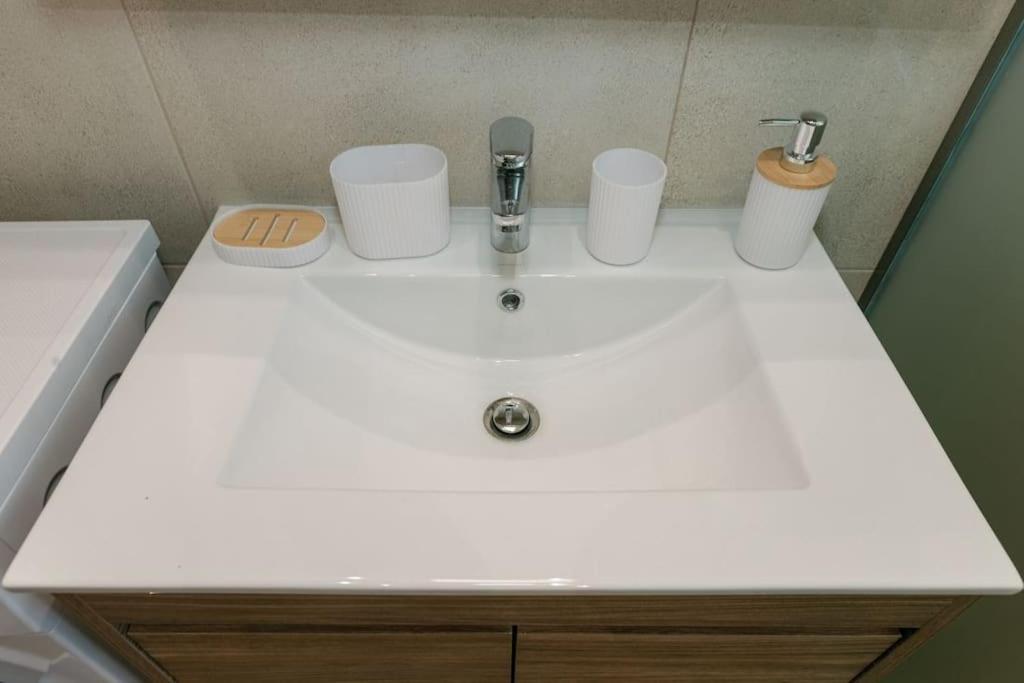 Ναυτικός Όμιλος Nautical Club Appartement Chios Town Buitenkant foto